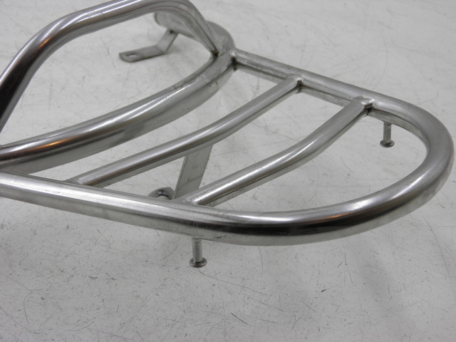 photo de Portapacchi YAMASAKI YM50QT-N3 RETRO 50 (2012 - 2014) - Primo piano tecnico