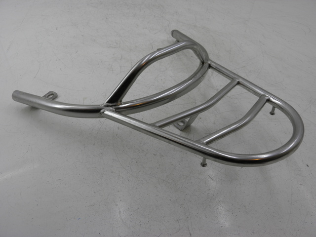 photo de Portapacchi YAMASAKI YM50QT-N3 RETRO 50 (2012 - 2014) - Dettagli dei punti di fissaggio