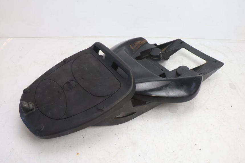 photo de PORTE PACCHETTO YAMAHA YP MAJESTY 125 (2007 - 2010) - Altra angolazione