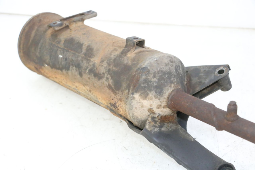 photo de SCARICO KYMCO AGILITY 4T 50 (2005 - 2018) - Dettagli dei punti di fissaggio