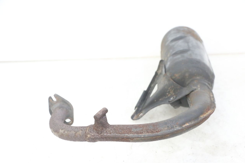 photo de SCARICO MBK BOOSTER SPIRIT NAKED 50 (2004 - 2017) - Primo piano tecnico