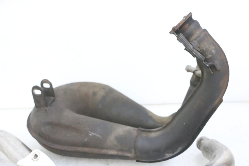 photo de SCARICO APRILIA CLASSIC 125 (1995 - 2001) - Dettagli dei punti di fissaggio