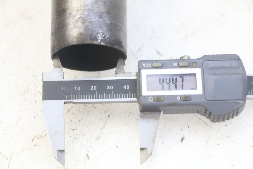 photo de POT ECHAPPEMENT DROIT HONDA CBR F SC25 1000 (1989 - 1992) - Dettaglio del componente