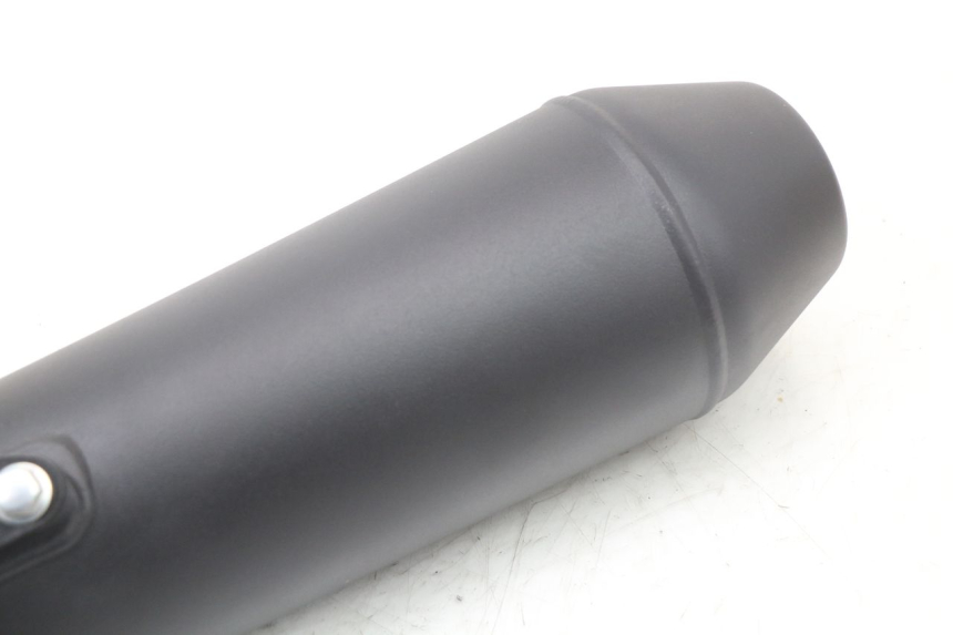 photo de DESTRA SCARICO ROYAL ENFIELD CONTINENTAL GT 650 (2019 - 2024) - Zoom sui componenti