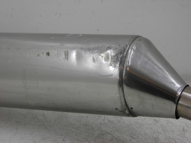 photo de Scarico destro YAMAHA FJR 1300 (2004 - 2005) - Dettagli dei punti di fissaggio