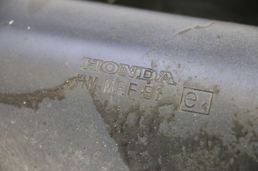 photo de SCARICO HONDA FJS SILVER WING SILVERWING 400 (2005 - 2008) - Stato della superficie e materiale