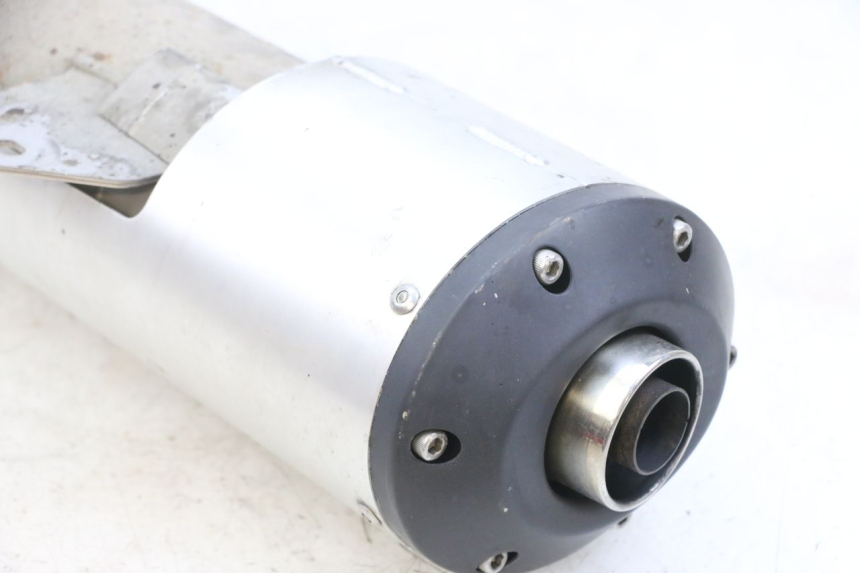 photo de SILENZIATORE SINISTRO SUZUKI DL V STROM 1000 (2002 - 2007) - Marcature e riferimenti originali