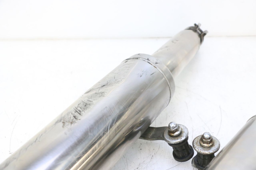 photo de SCARICO KAWASAKI GPX F ZX750F 750 (1986 - 1990) - Primo piano ad alta risoluzione