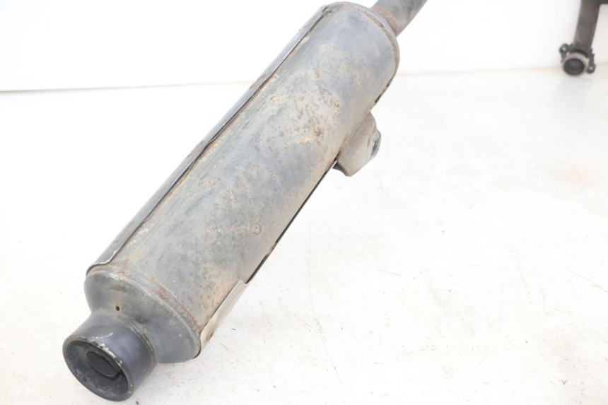 photo de SCARICO SUZUKI GS GSE 500 (2001 - 2003) - Primo piano ad alta risoluzione