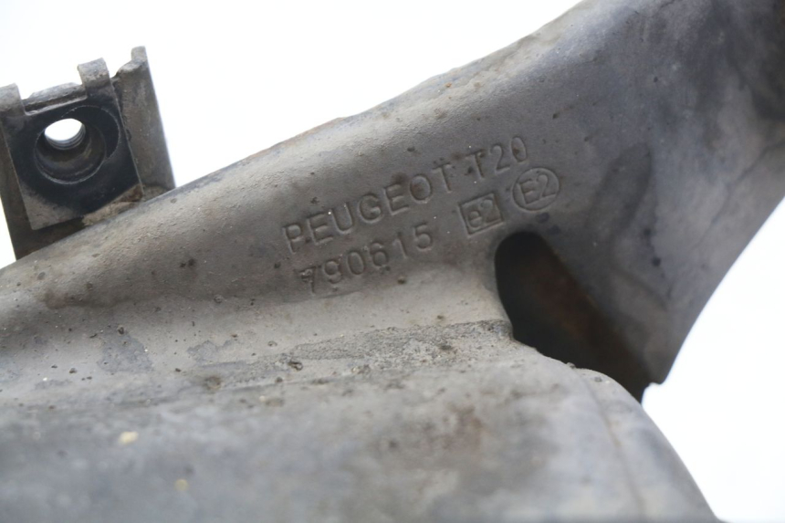 photo de SCARICO PEUGEOT KISBEE 4T 50 (2018 - 2022) - Dettaglio del componente