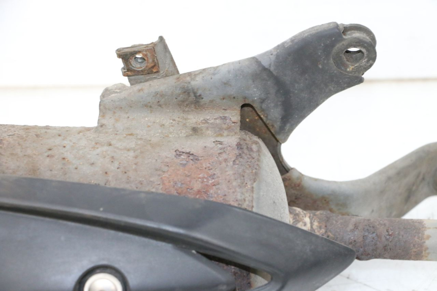 photo de SCARICO PEUGEOT KISBEE 4T 50 (2010 - 2017) - Angolazione alternativa