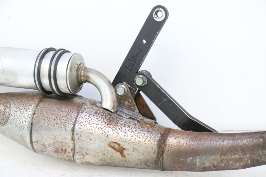 photo de SCARICO PEUGEOT LUDIX SNAKE 2T 50 (2004 - 2014) - Primo piano tecnico