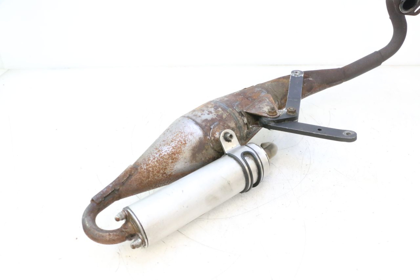 photo de SCARICO PEUGEOT LUDIX SNAKE 2T 50 (2004 - 2014) - Primo piano tecnico