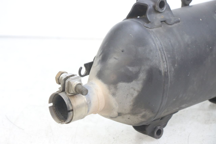 photo de SCARICO PIAGGIO MEDLEY 125 (2016 - 2023) - Primo piano tecnico