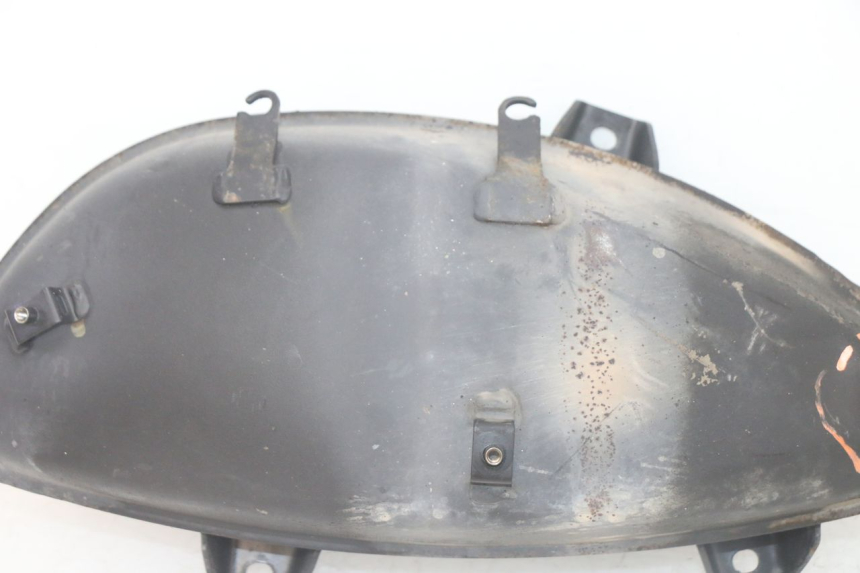 photo de SCARICO PIAGGIO MP3 HPE 300 (2019 - 2026) - Primo piano ad alta risoluzione