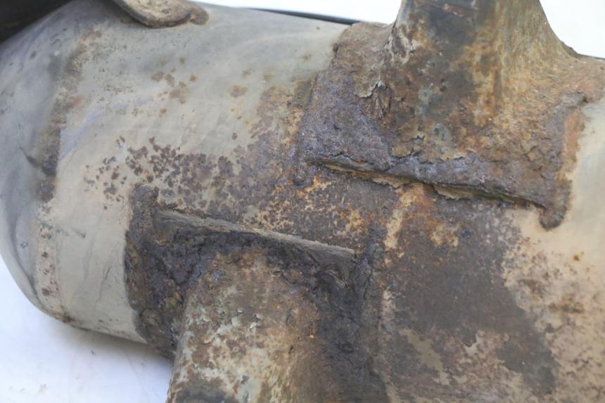 photo de SCARICO PIAGGIO MP3 RL 250 (2006 - 2010) - Dettagli dei punti di fissaggio