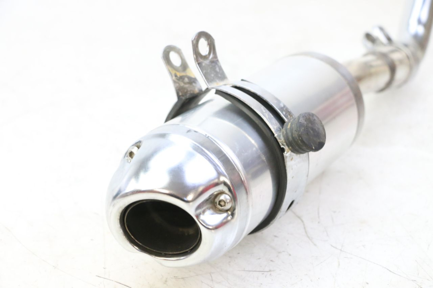 photo de SCARICO APOLLO RFZ 125 - Primo piano ad alta risoluzione