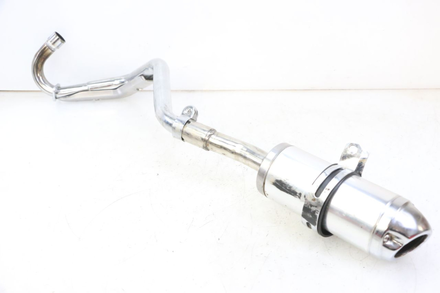 photo de SCARICO APOLLO RFZ 125 - Primo piano tecnico