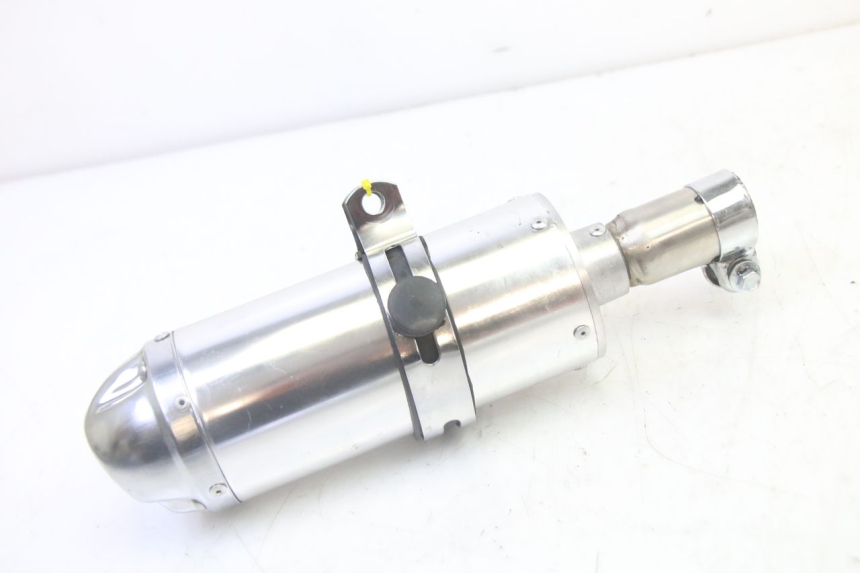 photo de SCARICO APOLLO RFZ 125 - Primo piano tecnico