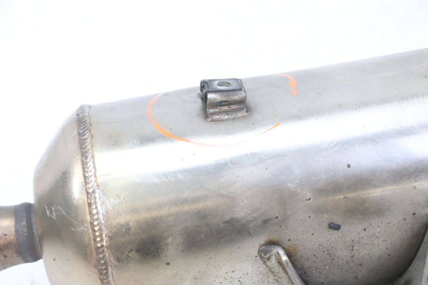 photo de SCARICO PEUGEOT SATELIS 125 (2013 - 2018) - Dettagli dei punti di fissaggio