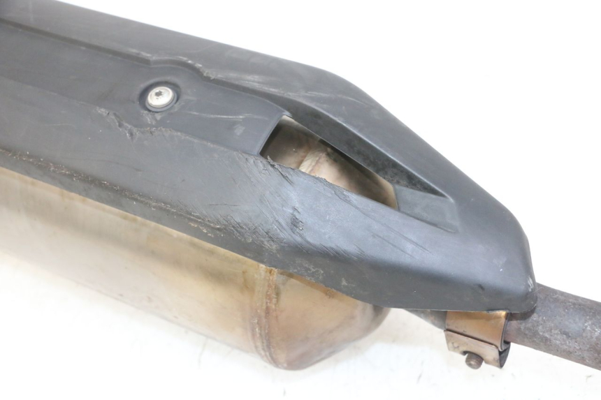 photo de SCARICO PEUGEOT SATELIS 125 (2013 - 2018) - Zoom sullo stato d'uso