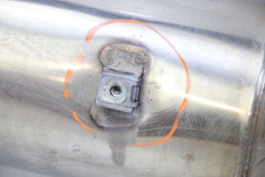 photo de SCARICO PEUGEOT SATELIS 125 (2010 - 2012) - Angolazione alternativa