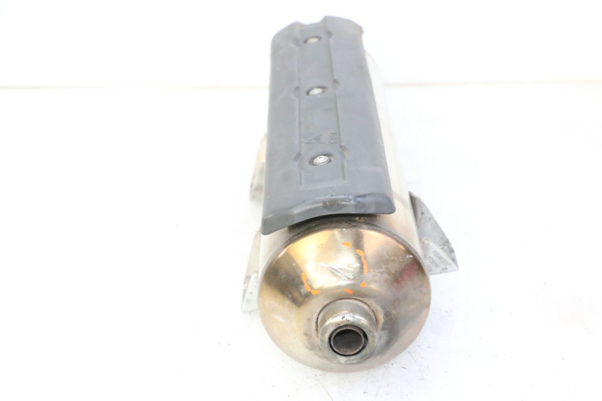 photo de SCARICO PEUGEOT SATELIS 125 (2006 - 2009) - Caratteristiche distintive