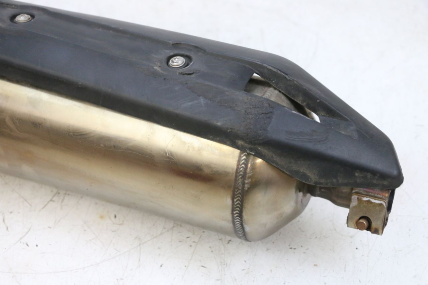 photo de SCARICO PEUGEOT SATELIS 125 (2013 - 2018) - Primo piano tecnico