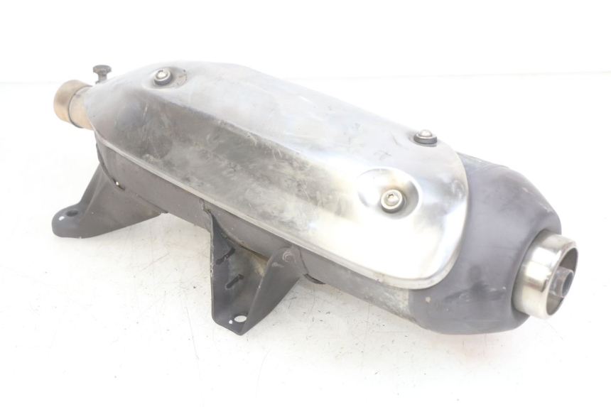 photo de SCARICO APRILIA SCARABEO LIGHT 125 (2007 - 2011) - Dettagli dei punti di fissaggio