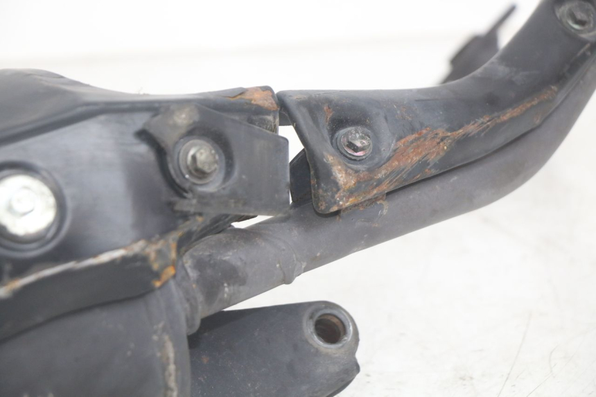 photo de SCARICO HONDA SCV LEAD 100 (2003 - 2007) - Dettagli dei punti di fissaggio