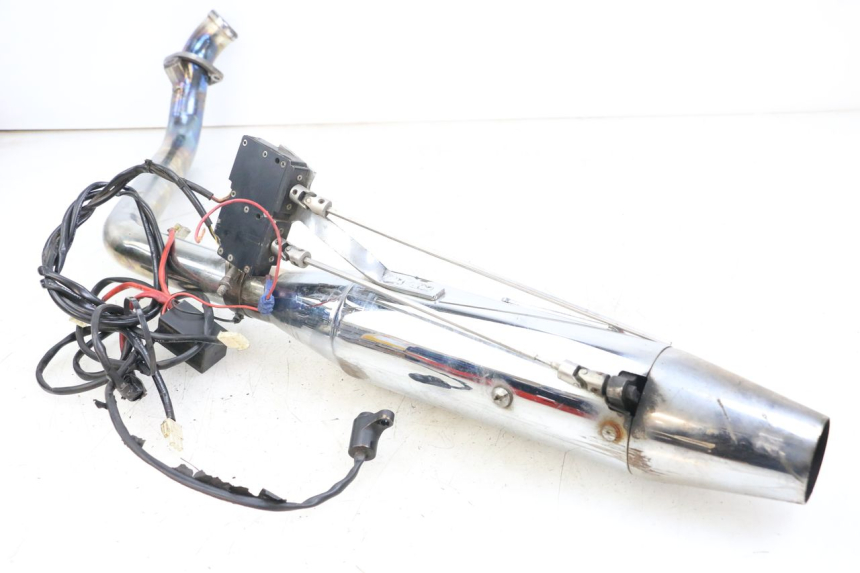 photo de SCARICO HARLEY DAVIDSON SPORTSTER XL CUSTOM 1200 (2003 - 2004) - Dettaglio del componente