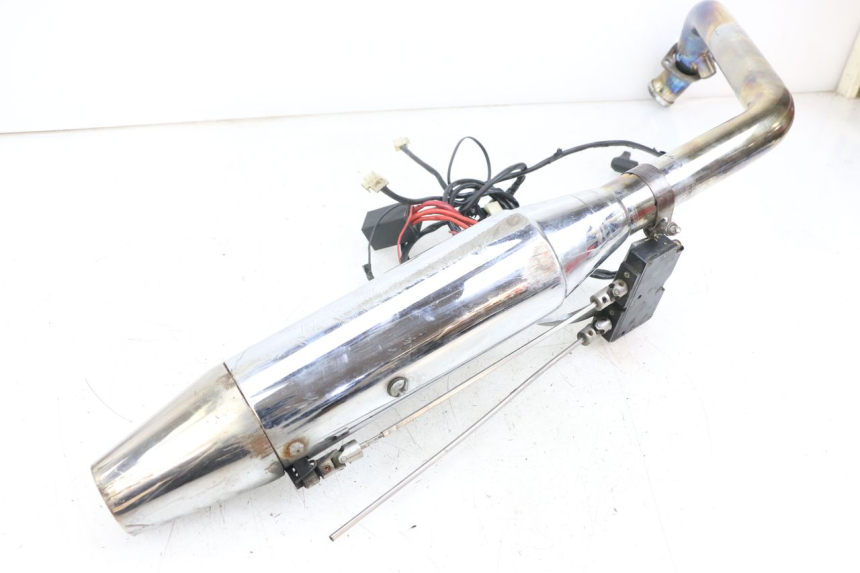 photo de SCARICO HARLEY DAVIDSON SPORTSTER XL CUSTOM 1200 (2003 - 2004) - Altra vista dell'articolo