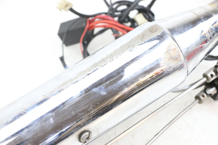 photo de SCARICO HARLEY DAVIDSON SPORTSTER XL CUSTOM 1200 (2003 - 2004) - Caratteristiche distintive