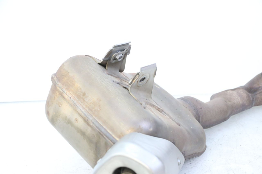 photo de SCARICO YAMAHA TRACER 7 700 (2020 - 2024) - Primo piano ad alta risoluzione