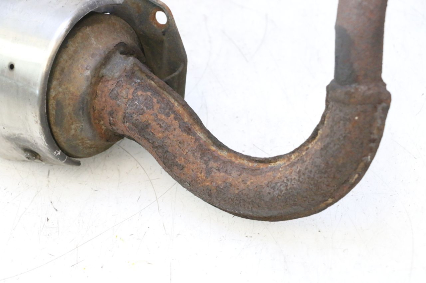 photo de SCARICO PEUGEOT TREKKER 50 (1995 - 2004) - Dettagli dei punti di fissaggio