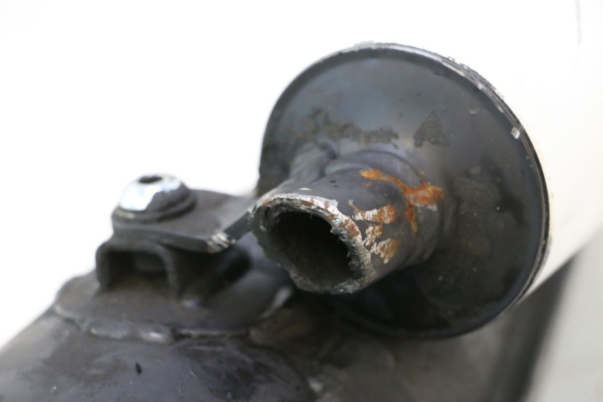 photo de SCARICO PIAGGIO TYPHOON 50 (2000 - 2009) - Zoom sullo stato d'uso