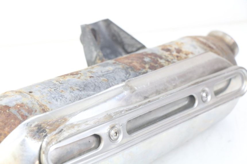 photo de SCARICO SUZUKI UH BURGMAN 125 (2002 - 2006) - Zoom sullo stato d'uso