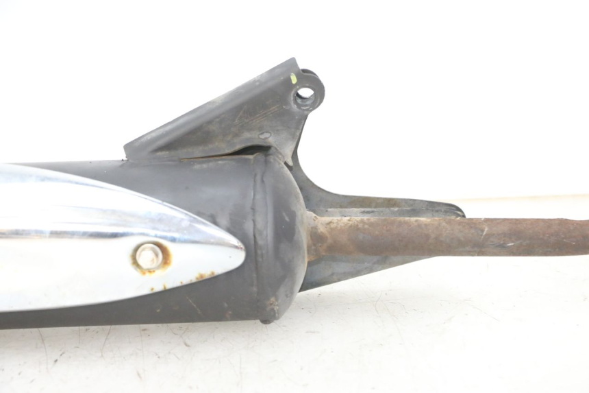 photo de SCARICO UNIVERSAL BIKE ZN50QT-11B 50 (2018 - 2021) - Dettagli dei punti di fissaggio