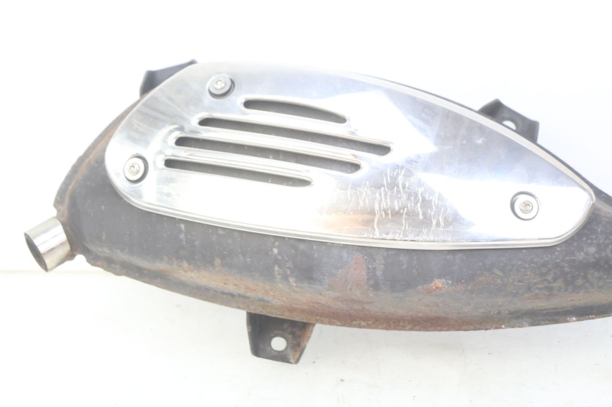 photo de SCARICO PIAGGIO VESPA GTS SUPER IE 125 (2009 - 2016) - Dettagli dei punti di fissaggio