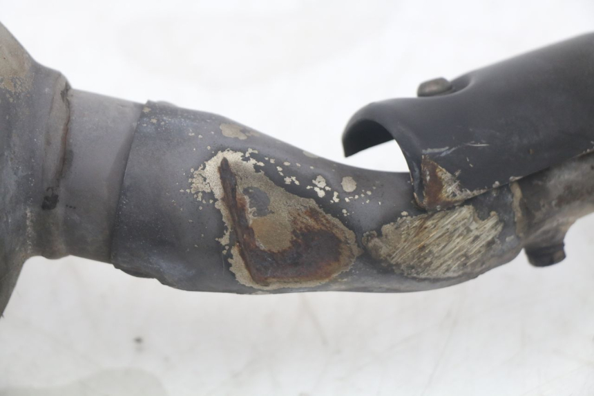 photo de SCARICO YAMAHA XMAX X-MAX 125 (2006 - 2009) - Dettagli dei punti di fissaggio