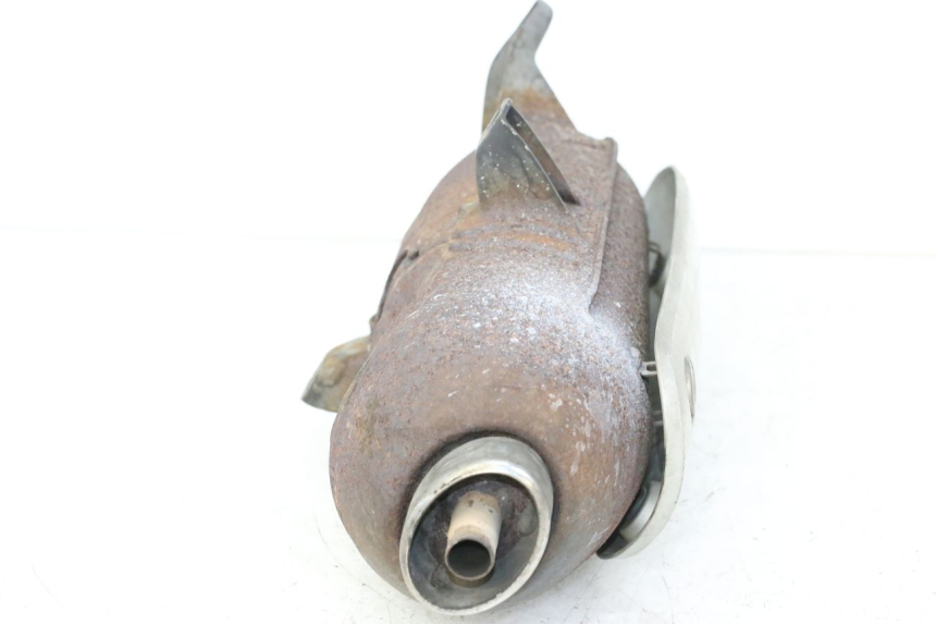 photo de SCARICO PIAGGIO X9 EVOLUTION 125 (2003 - 2007) - Dettagli dei punti di fissaggio