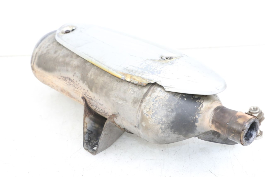 photo de SCARICO PIAGGIO X9 125 (2000 - 2003) - Dettagli dei punti di fissaggio