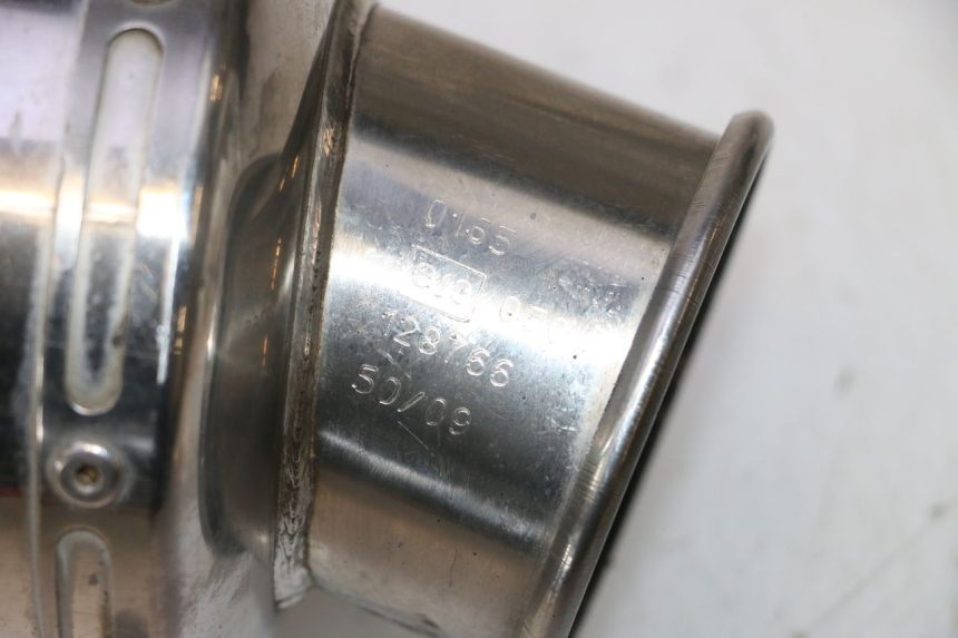 photo de SCARICO HONDA XLV VARADERO 125 (2007 - 2012) - Marcature e riferimenti originali