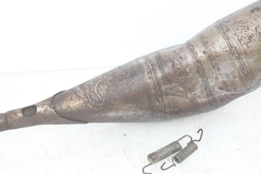 photo de SCARICO PEUGEOT XP6 50 (2006 - 2011) - Zoom qualità usato