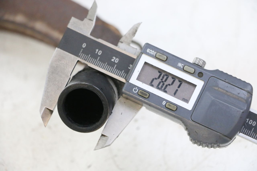 photo de SCARICO YAMAHA TZR 50 (2008 - 2016) - Stato della superficie e materiale