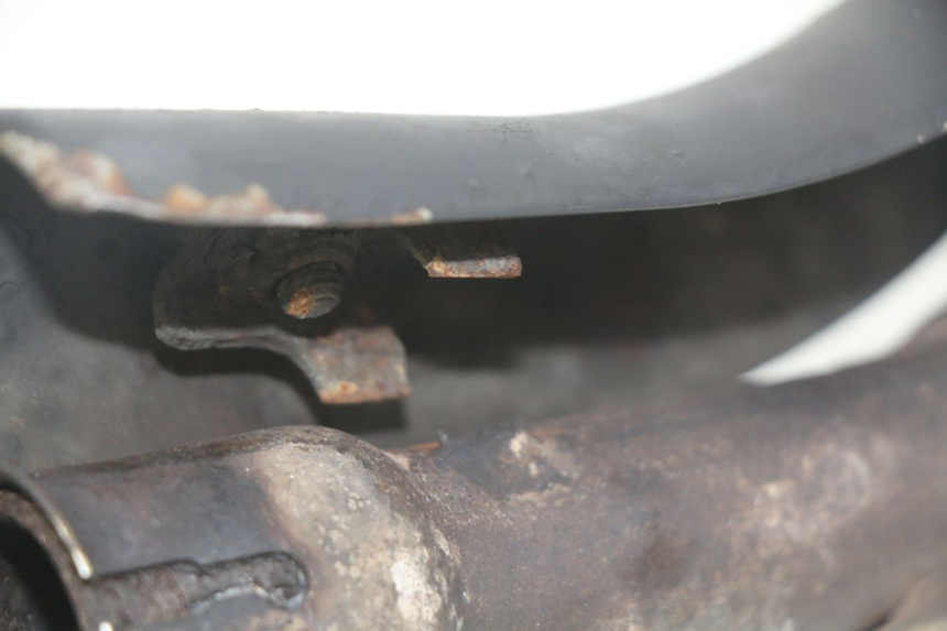 photo de SCARICO YAMAHA YP MAJESTY 125 (2007 - 2010) - Dettagli dei punti di fissaggio