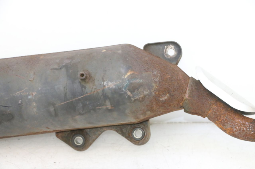 photo de SCARICO YAMAHA YP MAJESTY 125 (1998 - 2001) - Dettagli dei punti di fissaggio