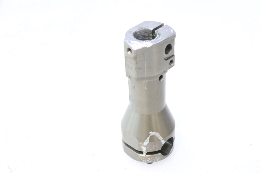photo de ATTACCO MANUBRIO MBK BOOSTER ROCKET 50 (2004 - 2016) - Primo piano tecnico