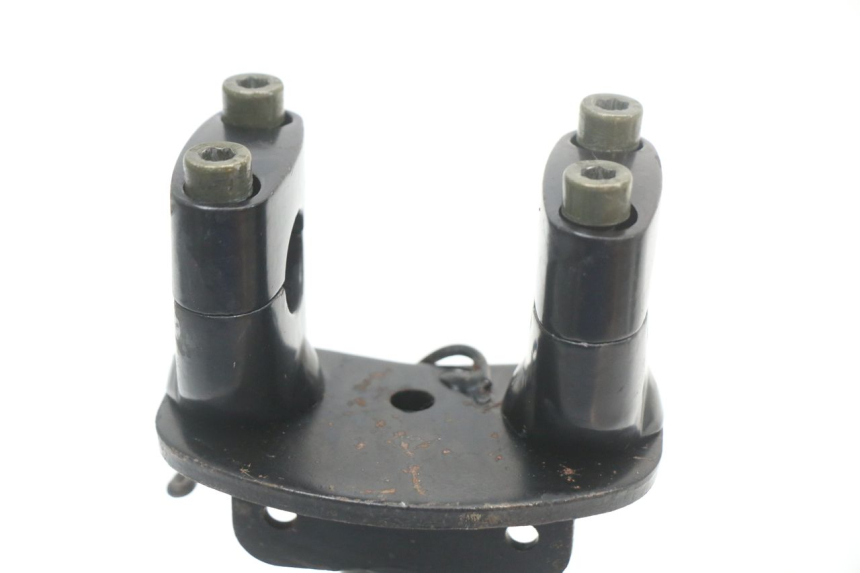 photo de ATTACCO MANUBRIO LONGJIA EASY MAX 125 (2020 - 2024) - Zoom sullo stato d'uso