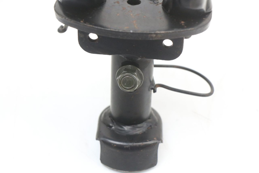 photo de ATTACCO MANUBRIO LONGJIA EASY MAX 125 (2020 - 2024) - Altra angolazione